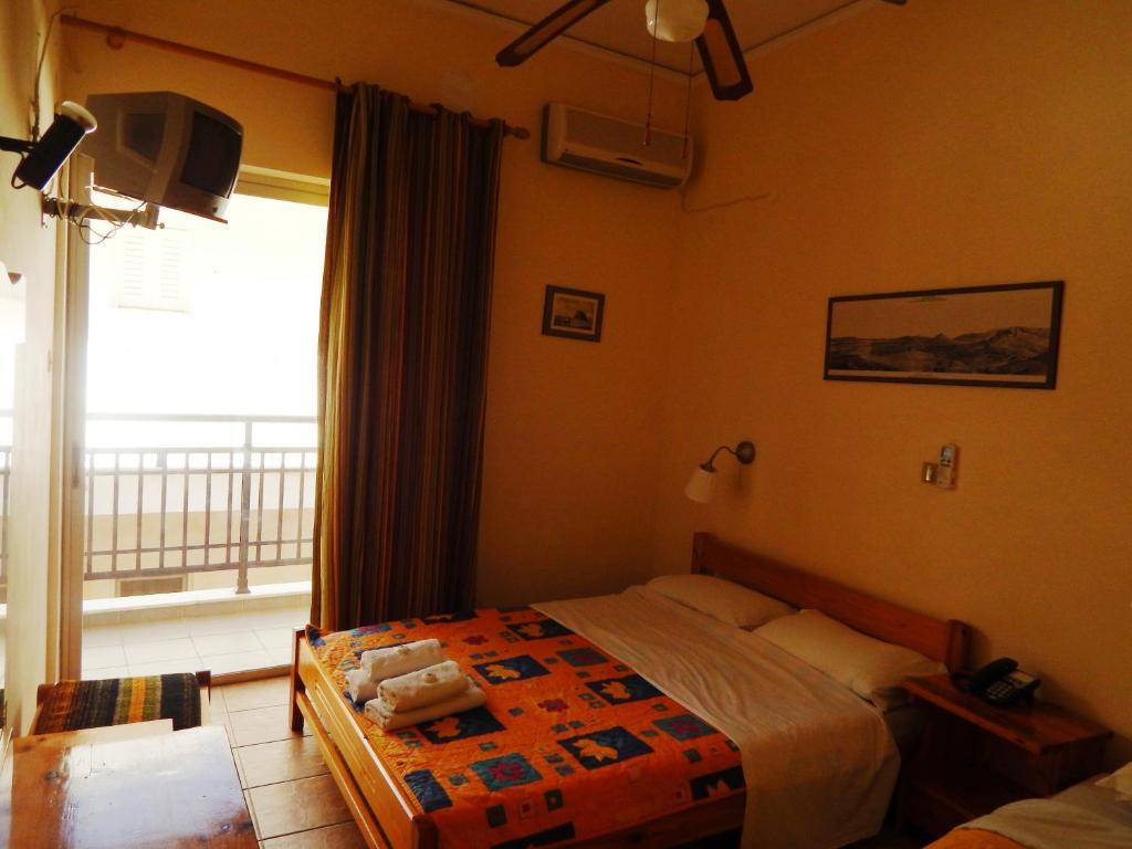 Angela's House Hotel 2*